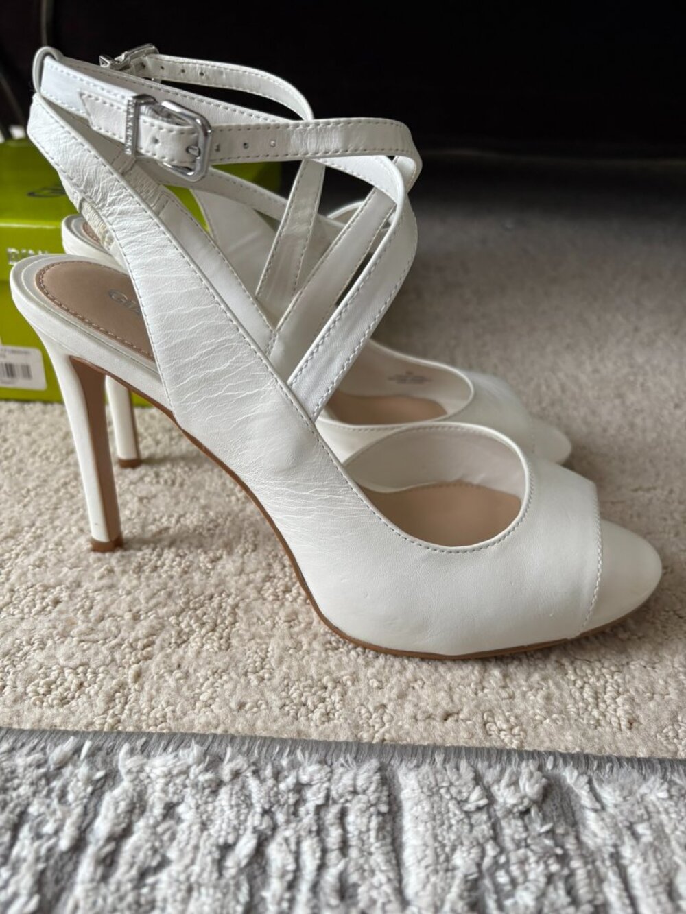 NWT Gianni Bini Aminaa Leather Criss Cross Ankle Strap Dress Sandals - Sz 9